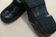 clogs_garys_shoe_repair_nashua